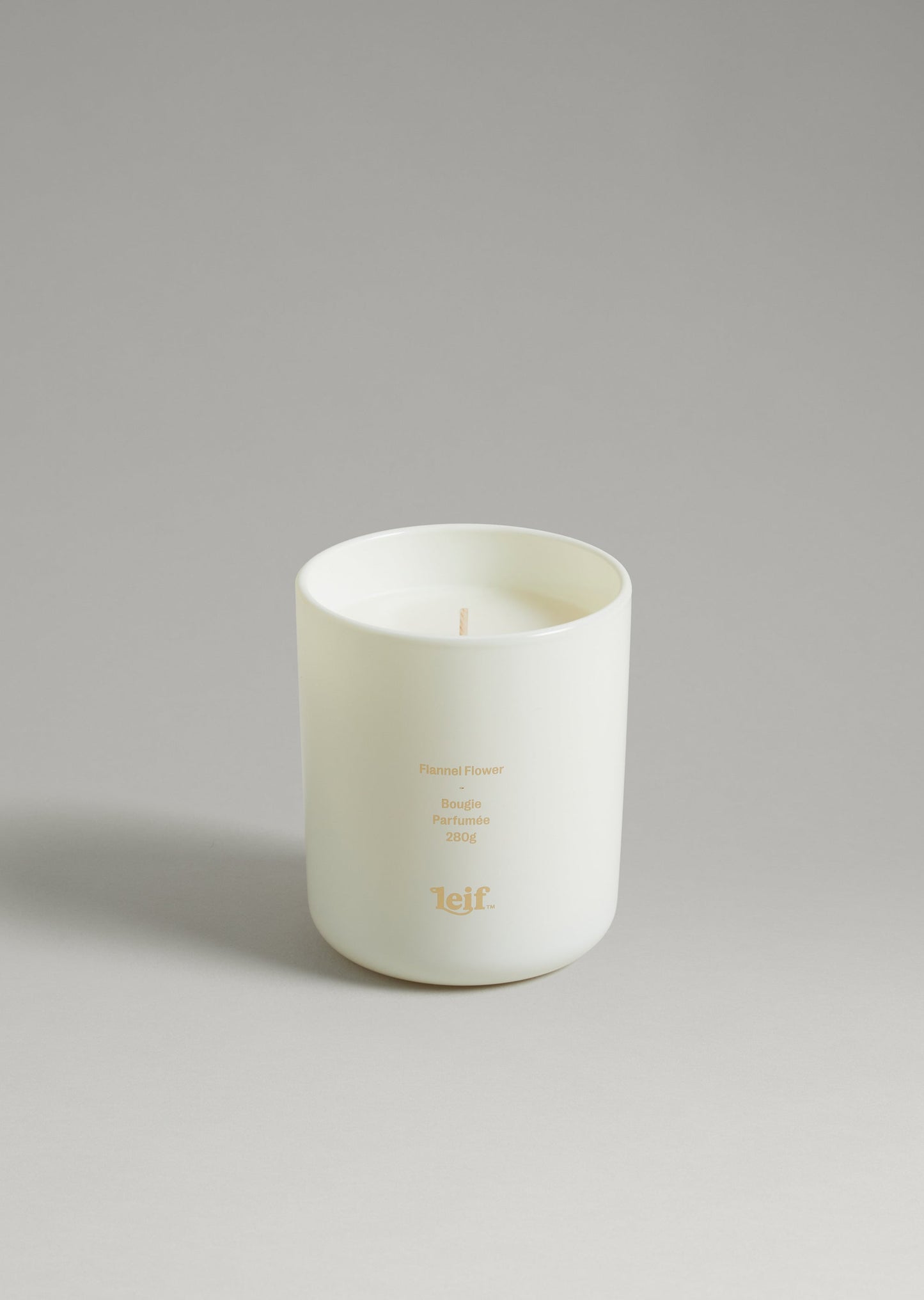 Leif- Flannel Flower Candle 280g