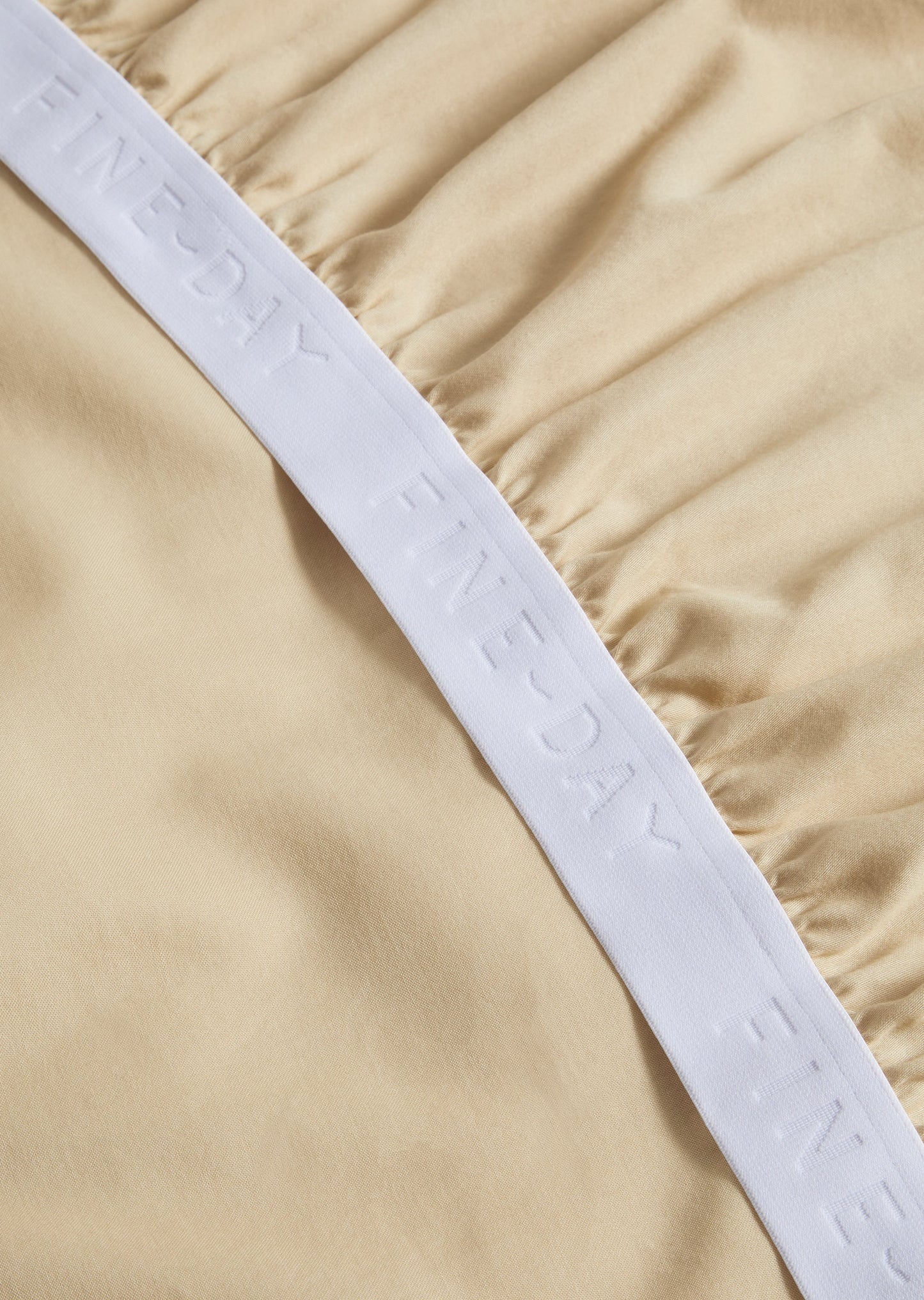 Wonder Double Fitted Sheet