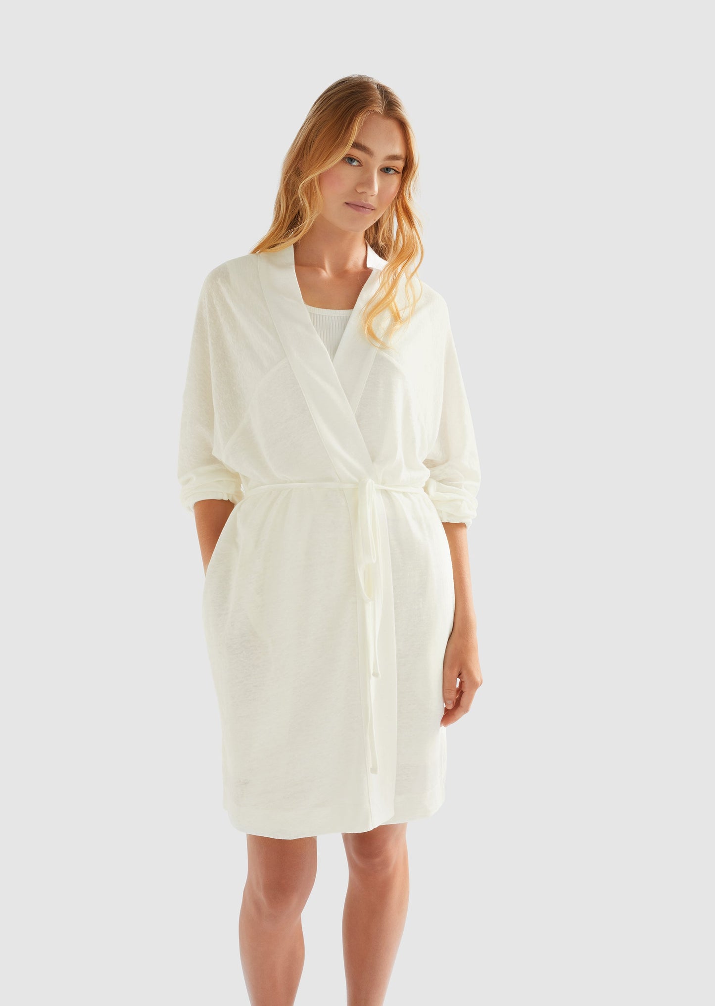 Zephyr - Linen Short Gown