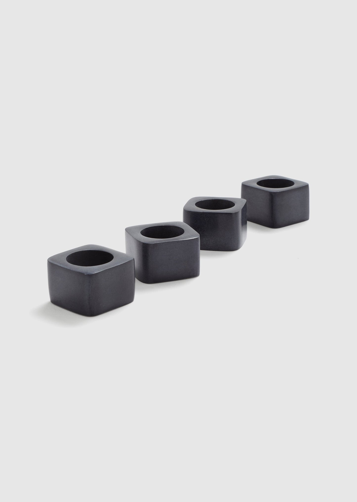 Retreat - 4 x Napkin Ring