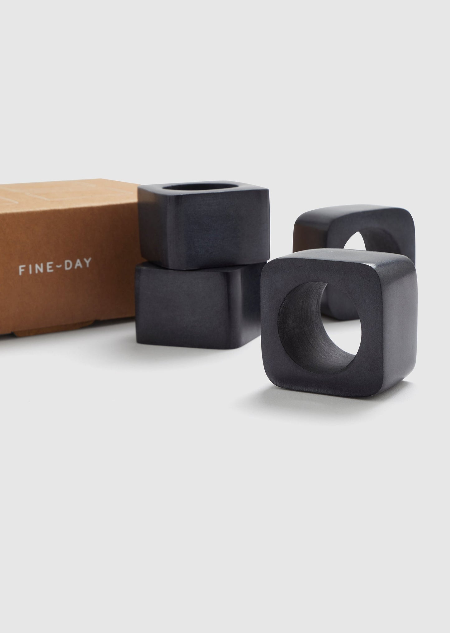 Retreat - 4 x Napkin Ring