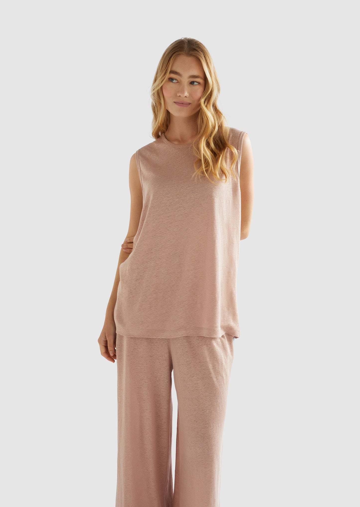 Zephyr - Linen Tank