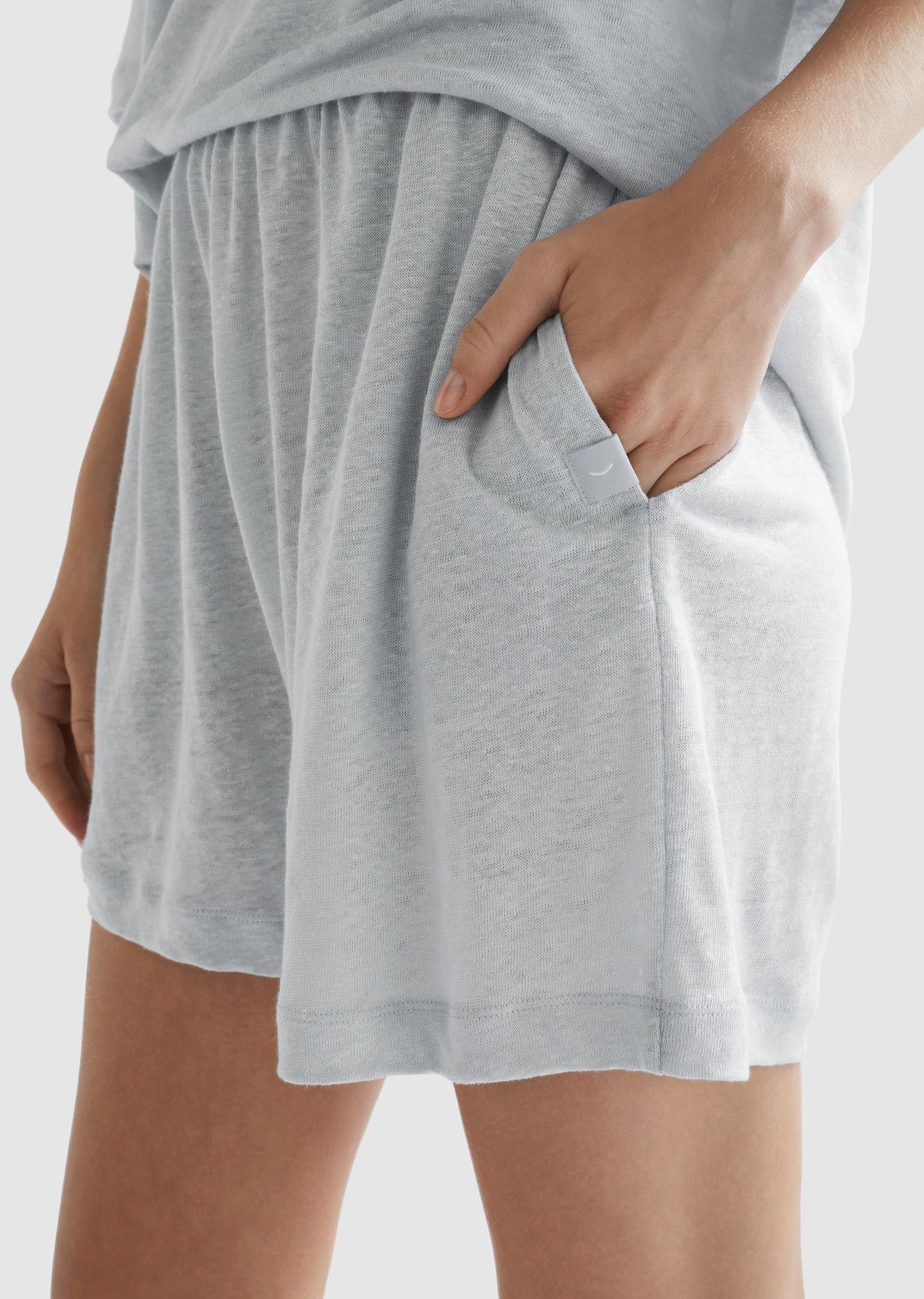 Zephyr - Linen Short