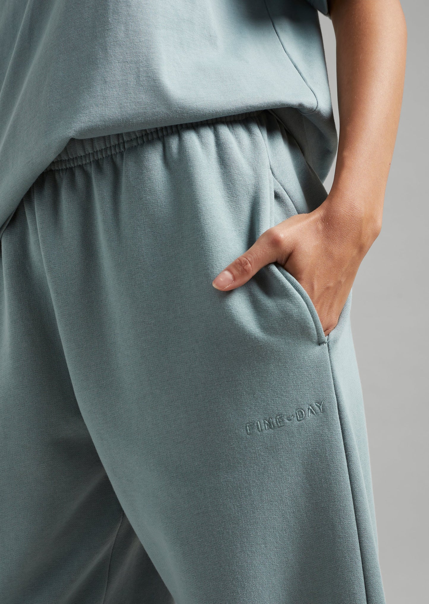 Relax- Trackpants