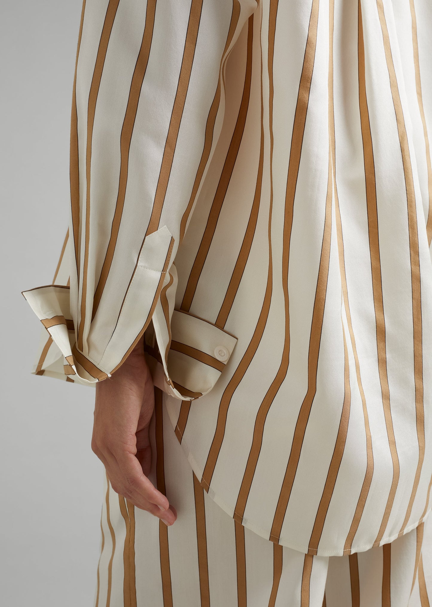 Silk- Twill Oversized Shirt
