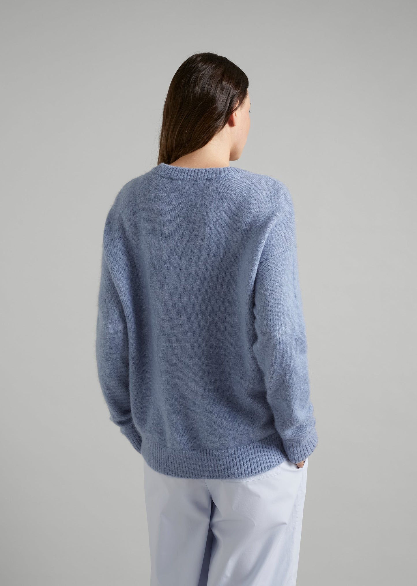 Mellow- V Neck Sweater