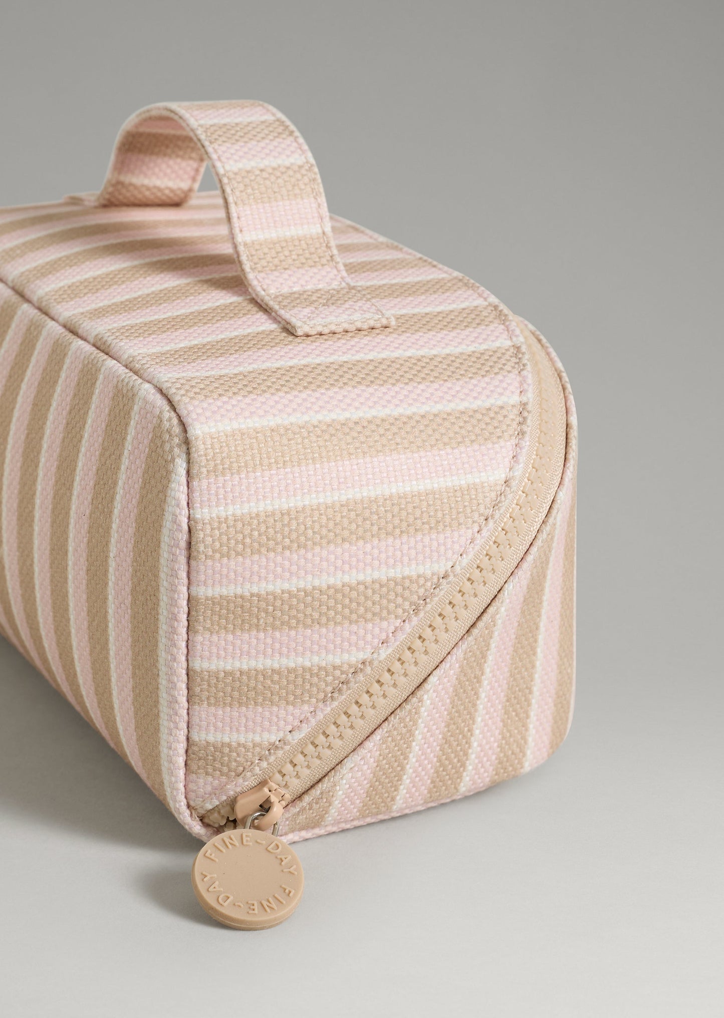 Weekender - Travel Pouch