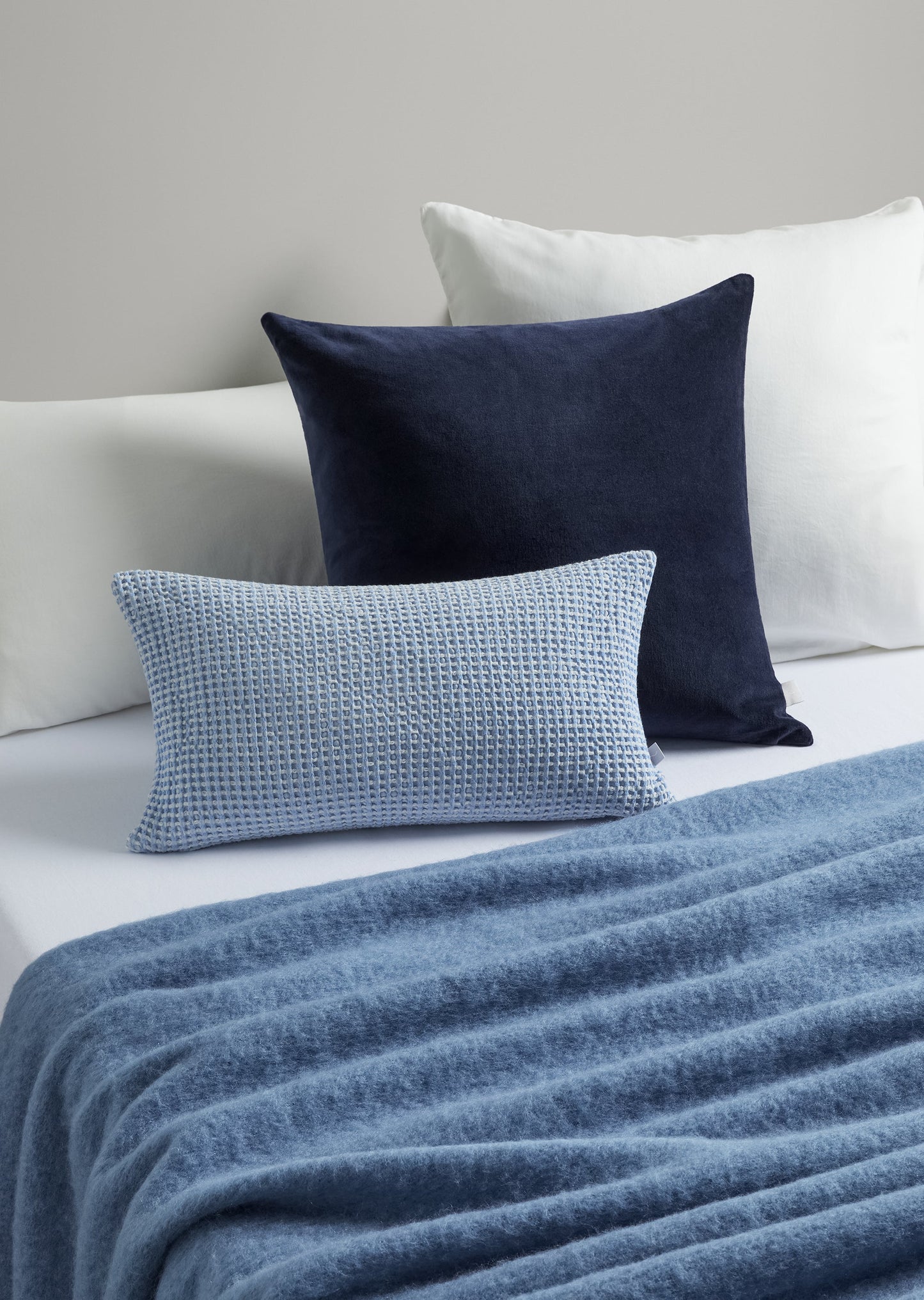 Velvet- Square Cushion Cover