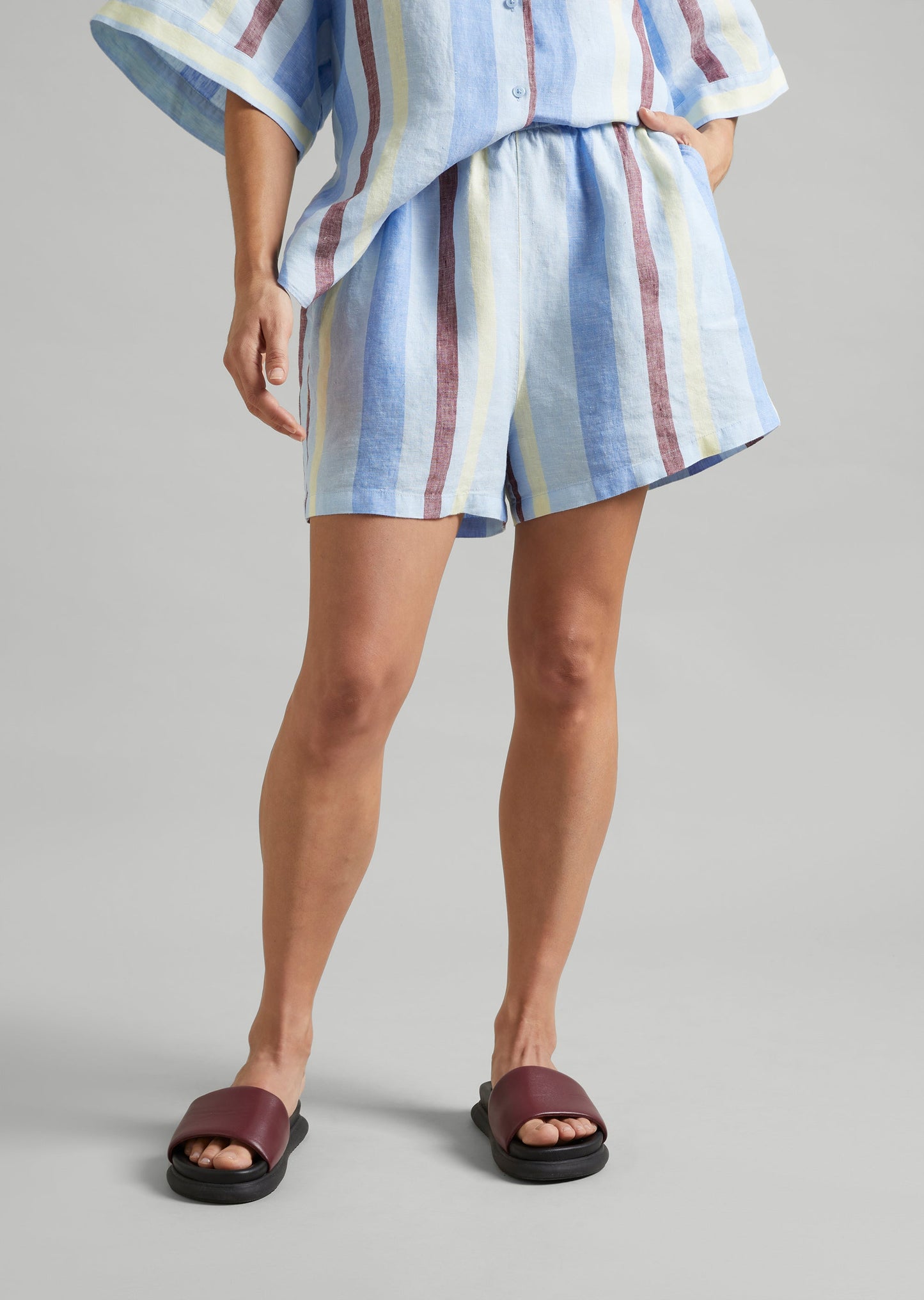 Linen Short