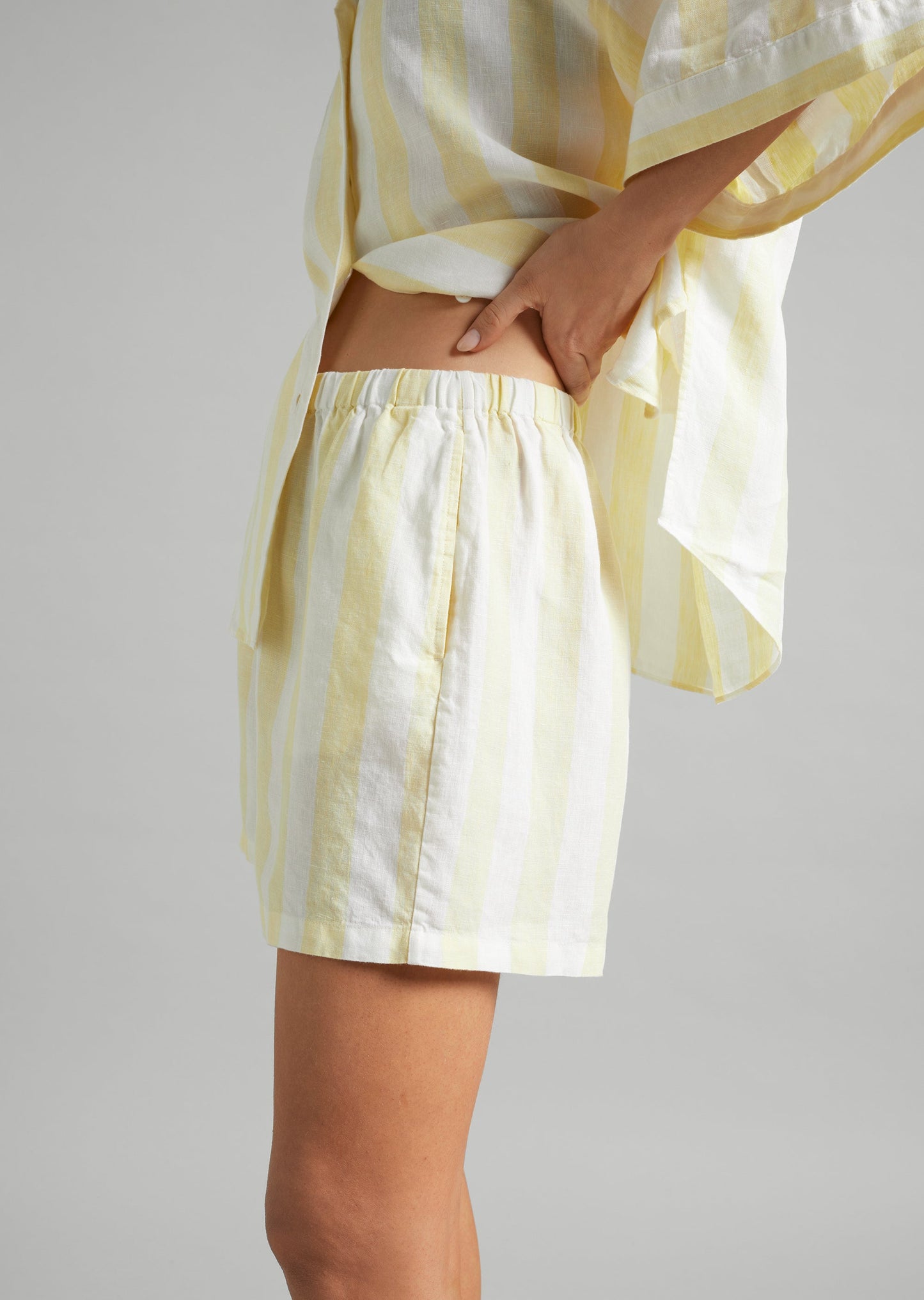 Linen Short