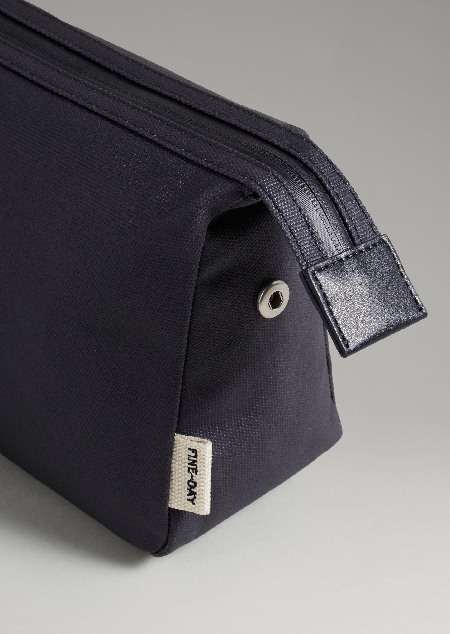 Traveller Canvas Wash Bag