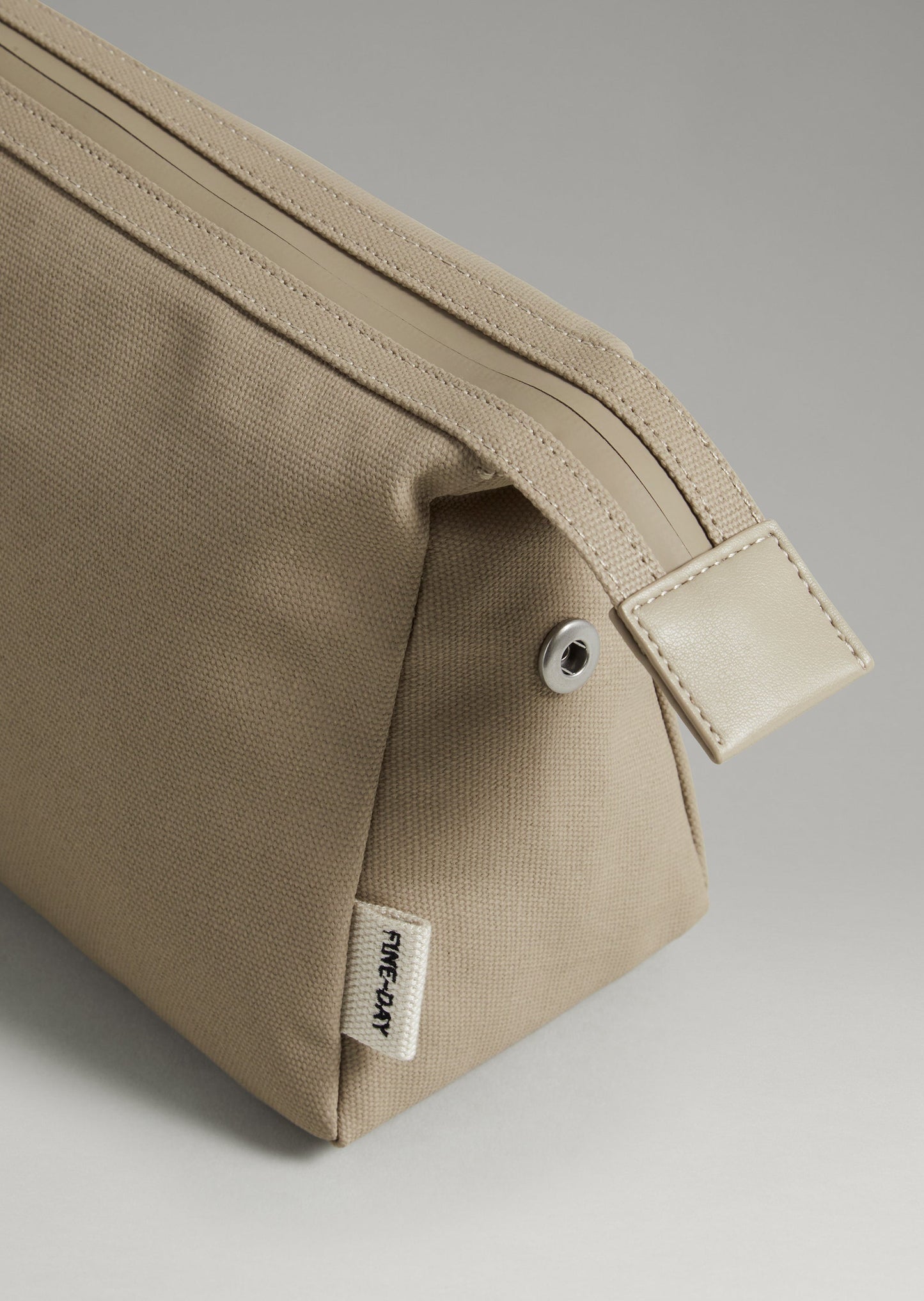 Traveller Canvas Wash Bag