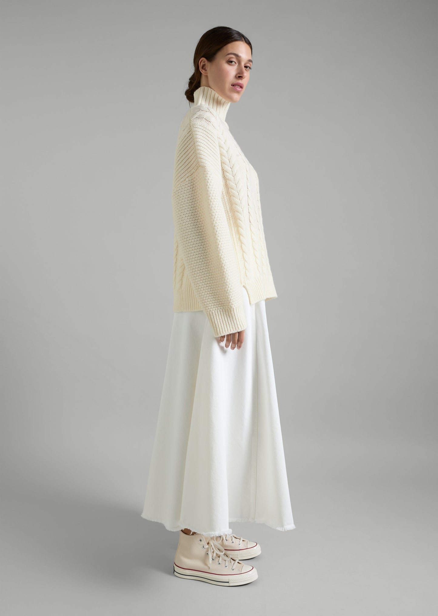 Cable Turtle Neck Knit