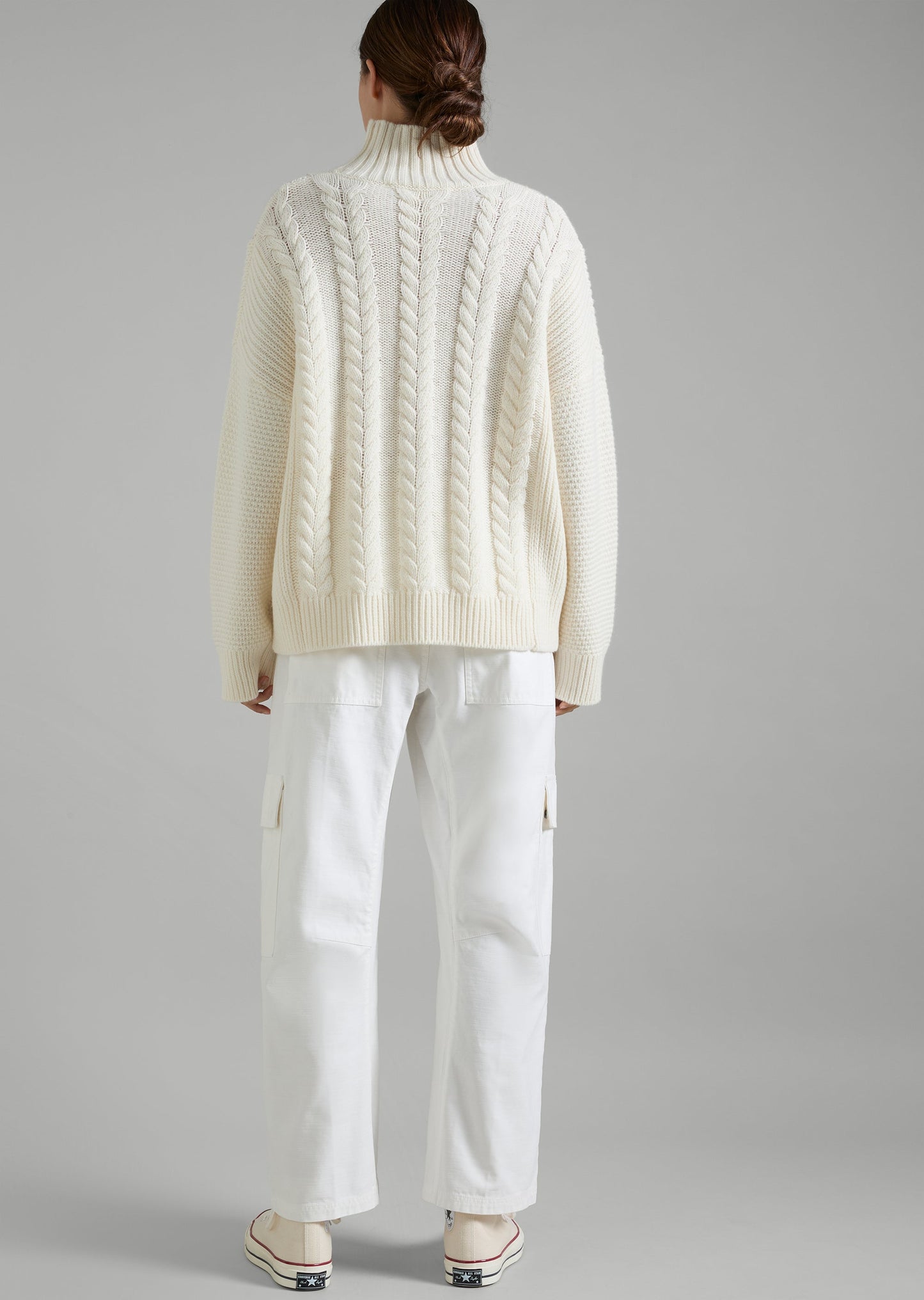 Cable Turtle Neck Knit