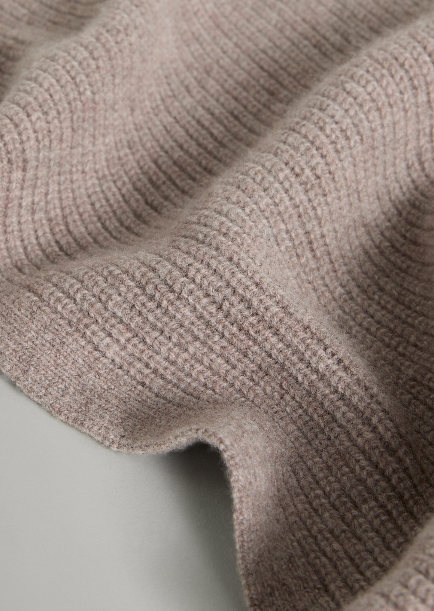 Lambswool Rib Knit Scarf